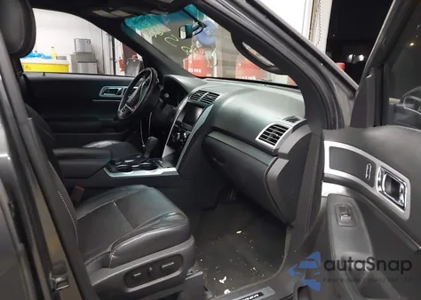 2015 Ford Explorer Sport z USA, uszkodzony, nr VIN 1FM5K8GT4FGC25449